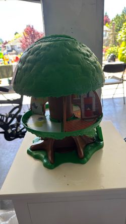 Vintage Vulli Tree House