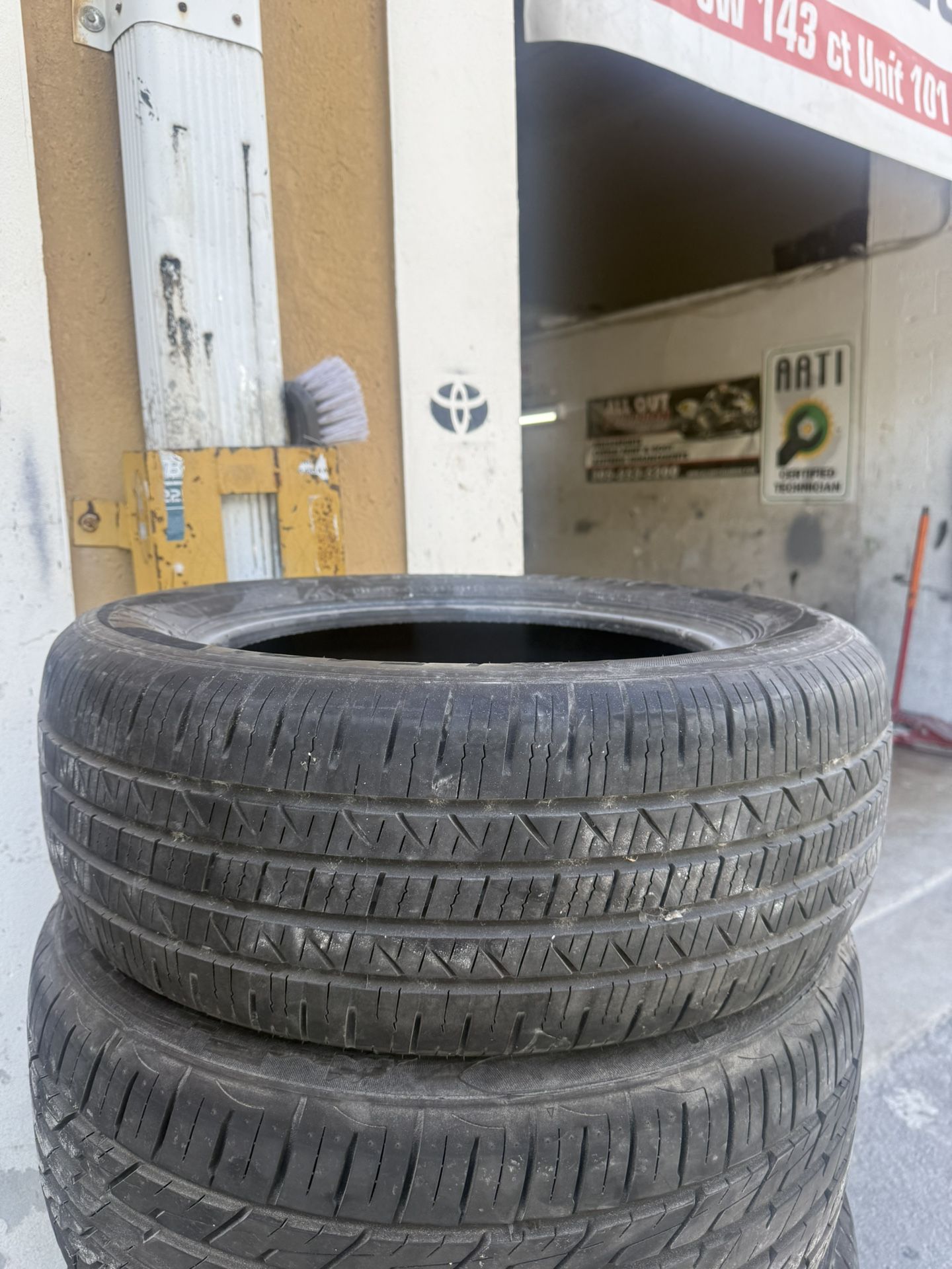 Set of 2 Tires 215/60/16