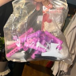 Cosmo Roller, Picks, And Clips