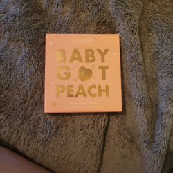 Baby Got Peach Eyeshadow Palette