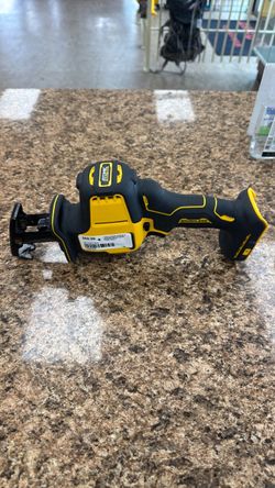 Tools saw Dewalt dcs369