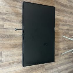 LG TV 50 inch  & Wall Tv Mount 