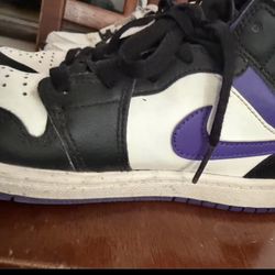 Jordan 1s Mid Dark Iris 