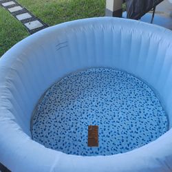 Hot tub