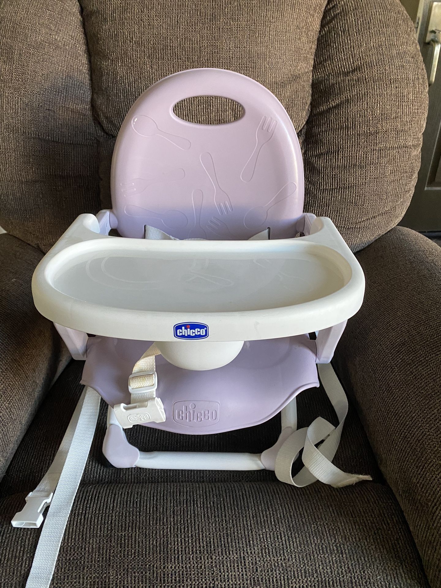 Chicco Pocket Snack Booster Seat