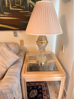 2 end tables and 2 lamps