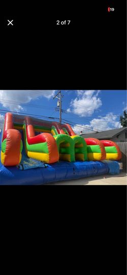 Infatable obstycle course double dry slide