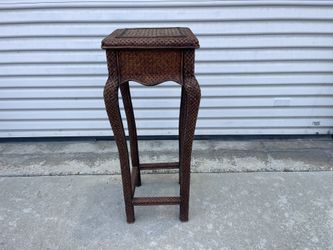 Vintage Handcrafted Woven Wicker & Rattan Plant Stand/Side Table