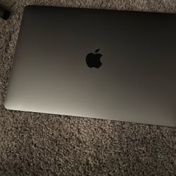 MacBook’s  MacBook Pro