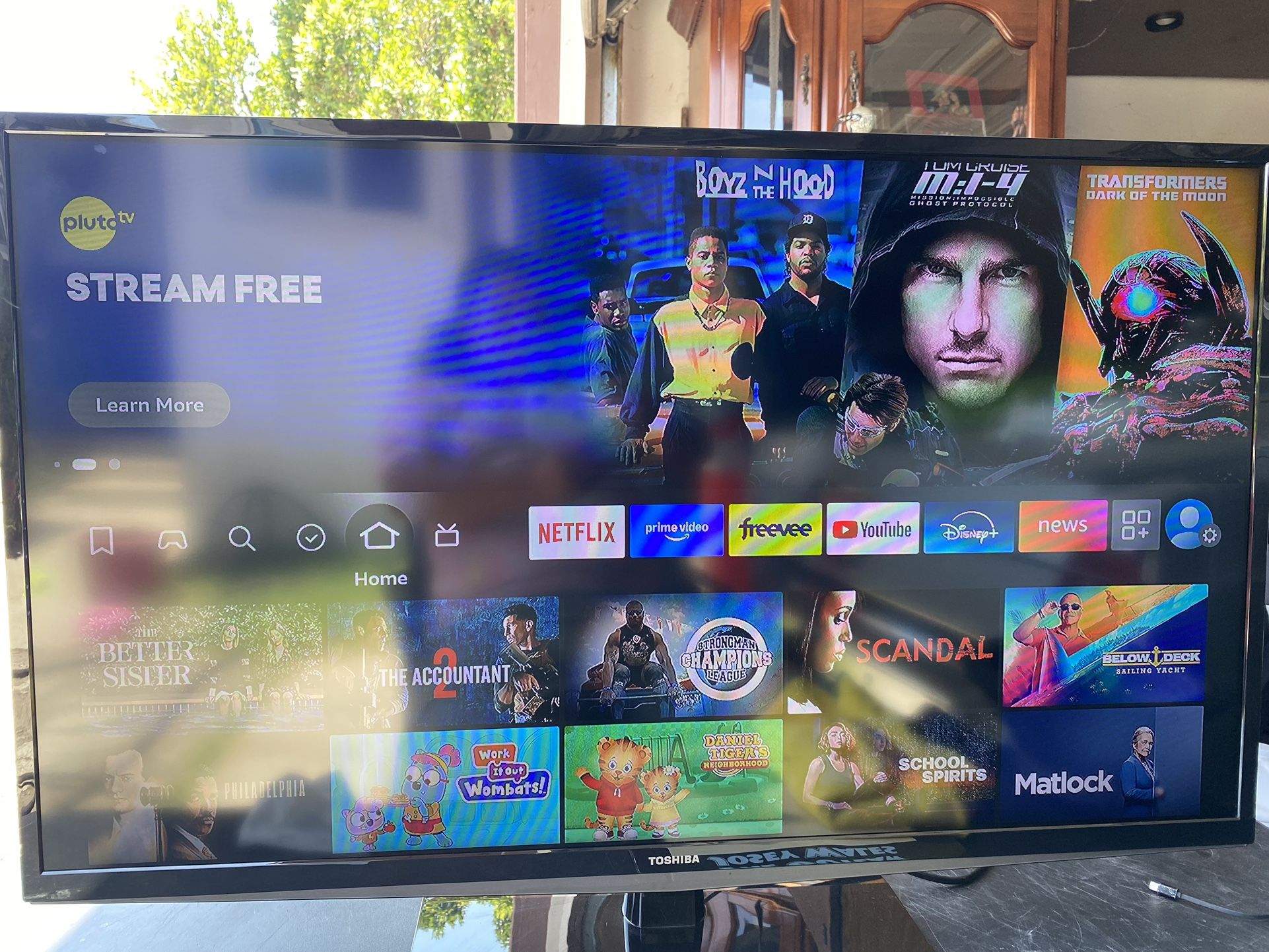 Tv With Firestick Player Toshiba 40 Inch Tv Firestick Player Works Well MAKE AN OFFER!