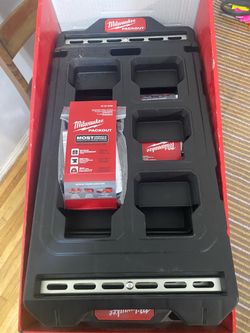 Milwaukee Packout Compact Wall Plate