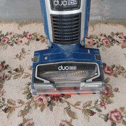 Shark Duo Clean. Great Price 