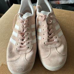 ADIDAS Girls Gazelles Size 7