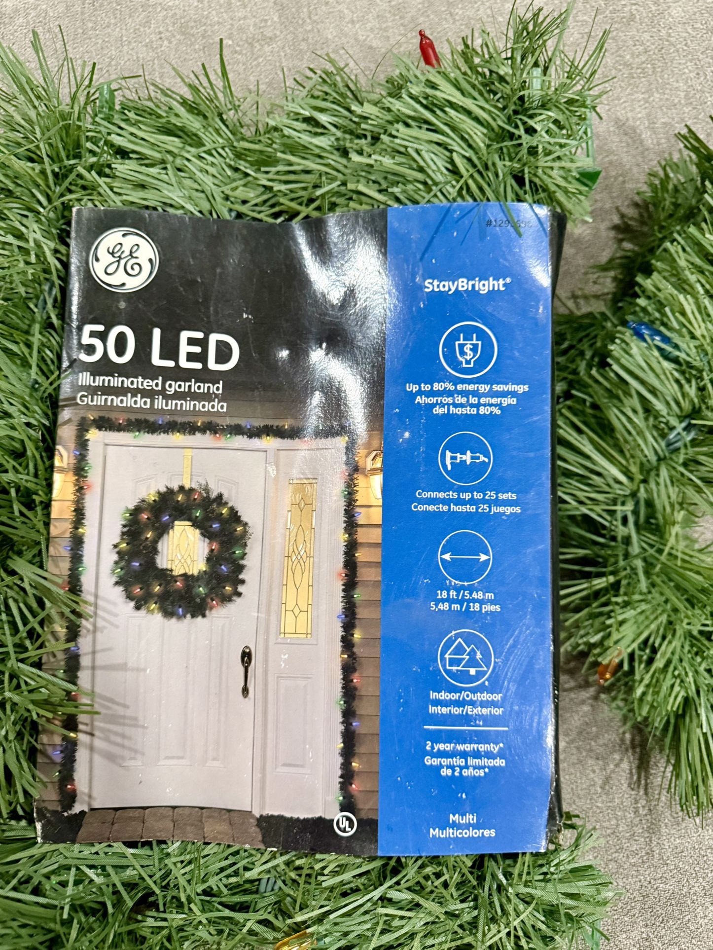 Christmas - Lighted Garland