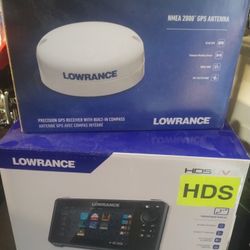 Lowrance Hdslive 7" And Gps Antenna 