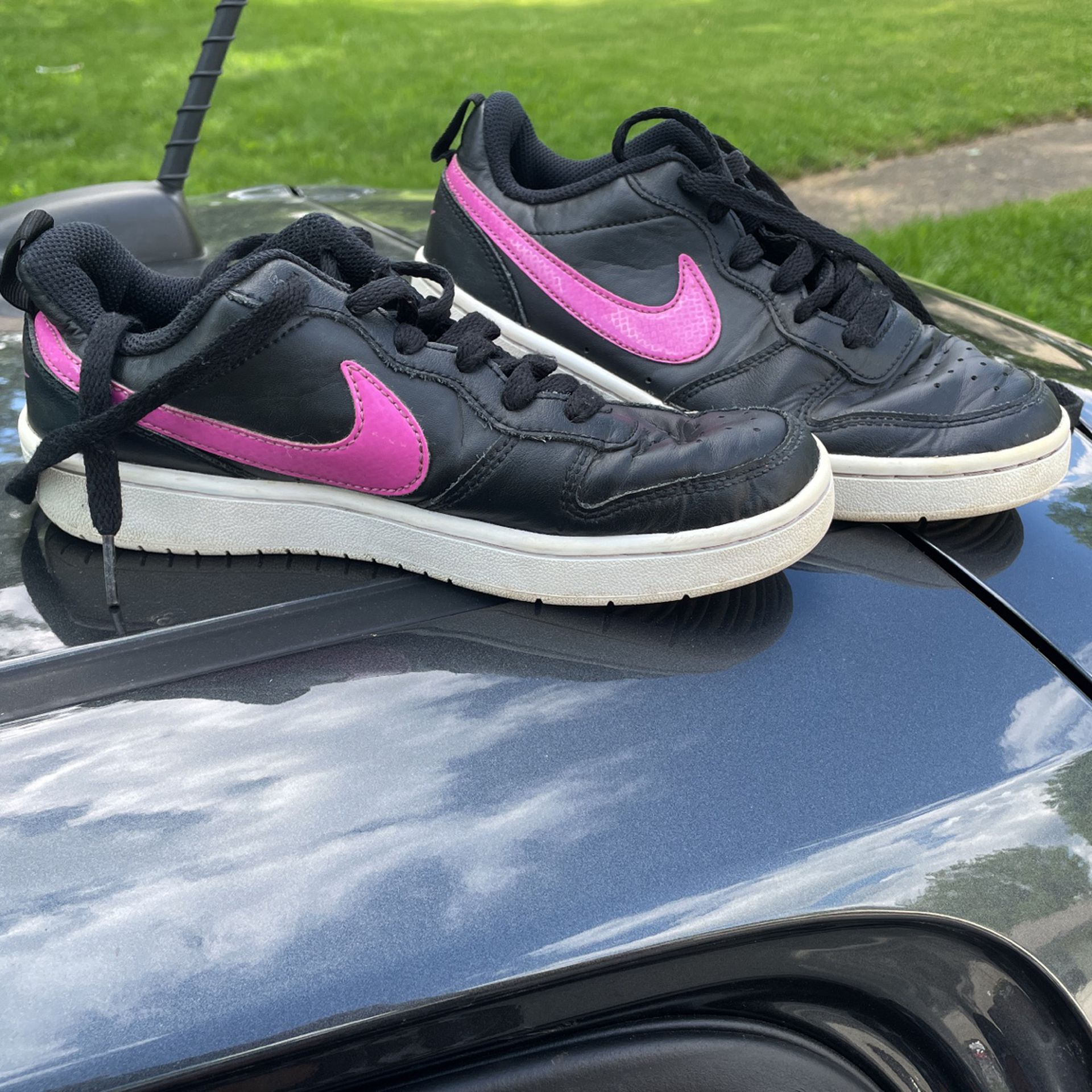 Girls Nike shoes