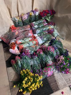 Bulk Lot Artificial Flower Bouquets