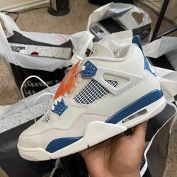 Jordan 4 Military Blue 