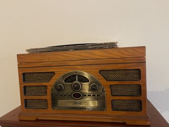 Crosley RECORD LP PLAYER & AUX INPUT RADIO TAPE fully functional 