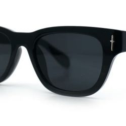 Great Frog Sunglasses With Dagger