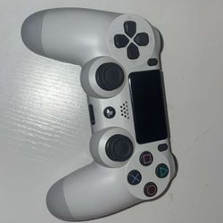 White PS4 Controller 