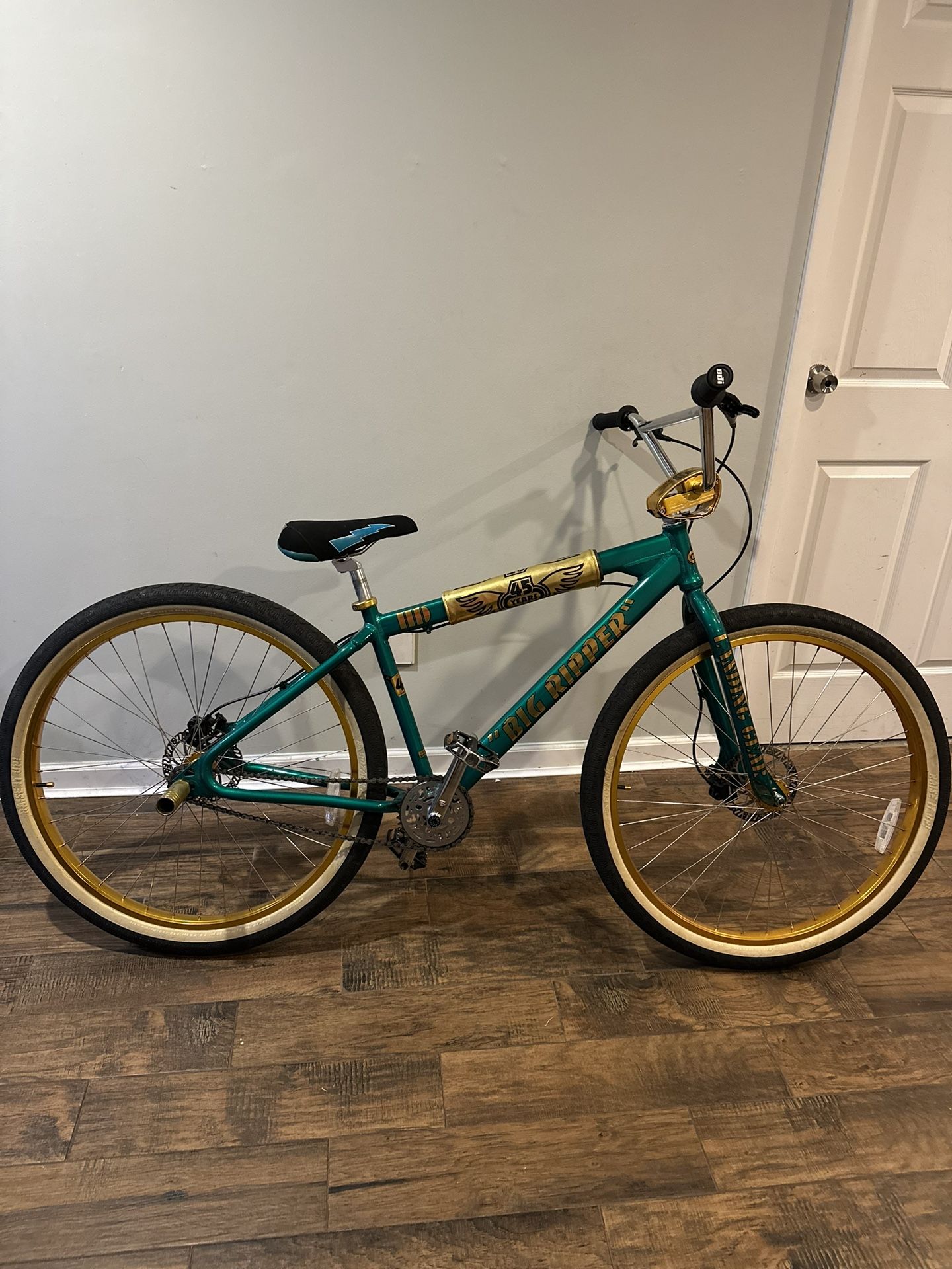 Se BIG RIPPER HD