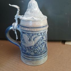 Mugs 