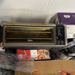 NINJA AIR FRYER OVEN