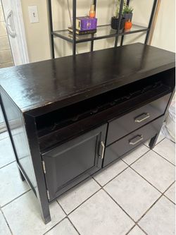 Credenza/  Wine bar cabinet