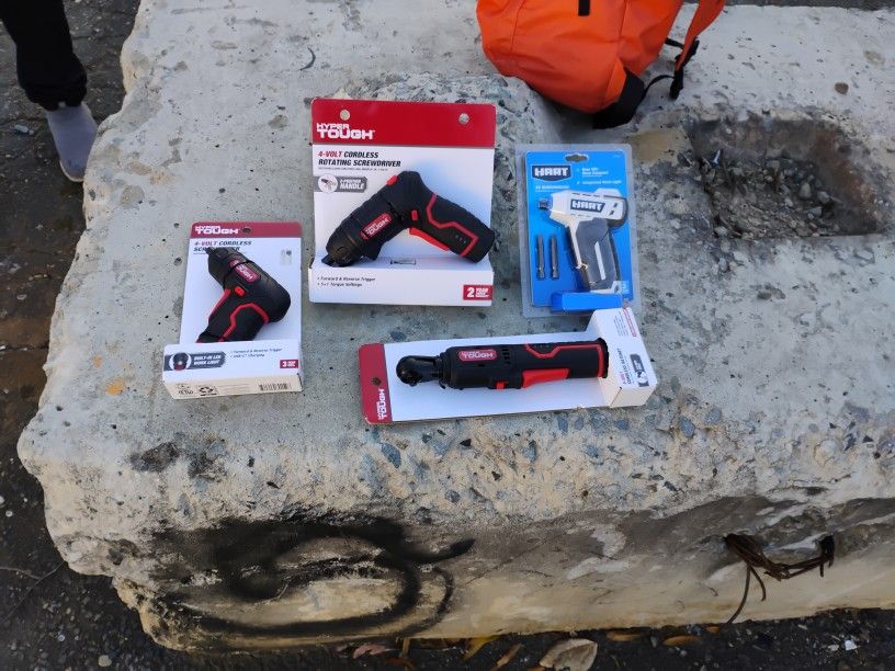 4 Piece Small Drill Set For Small Jobs Like Bikes Or Simple Hardware Or Furniture