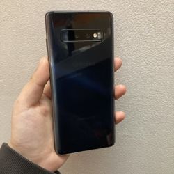 Samsung Galaxy S10 128gb Factory Unlocked Comes with store warranty gb Factory Unlocked Comes with store warranty 