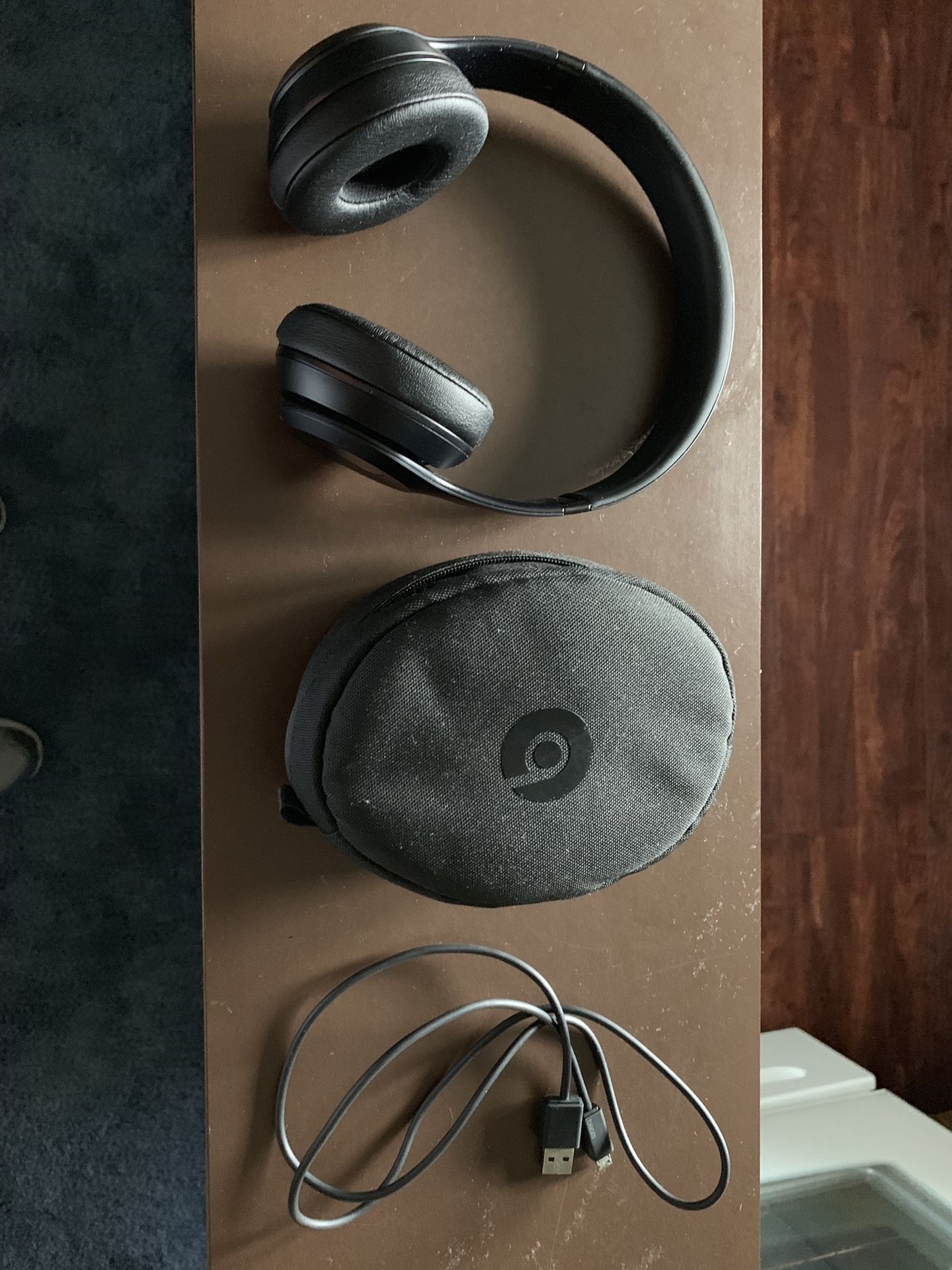 Beats Solo3 Wireless On-ear Headphones