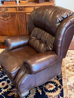 Classic recliner chair
