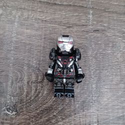 Lego Marvel Avengers War Machine Minifigure 