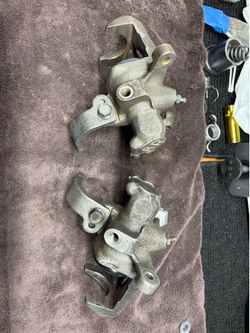 Brake calipers-rear-Nissan