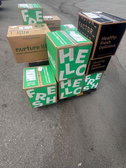 Meal kit boxes