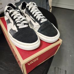 Vans Size 8 with Box