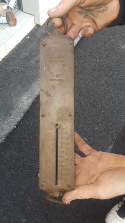 Vintage "Chatillons Improved Spring Balance"metal scale