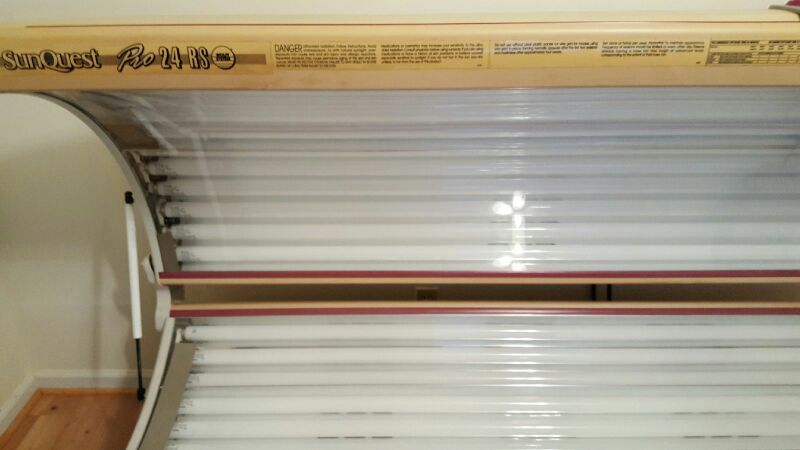 Sunquest Pro 24RS Tanning Bed