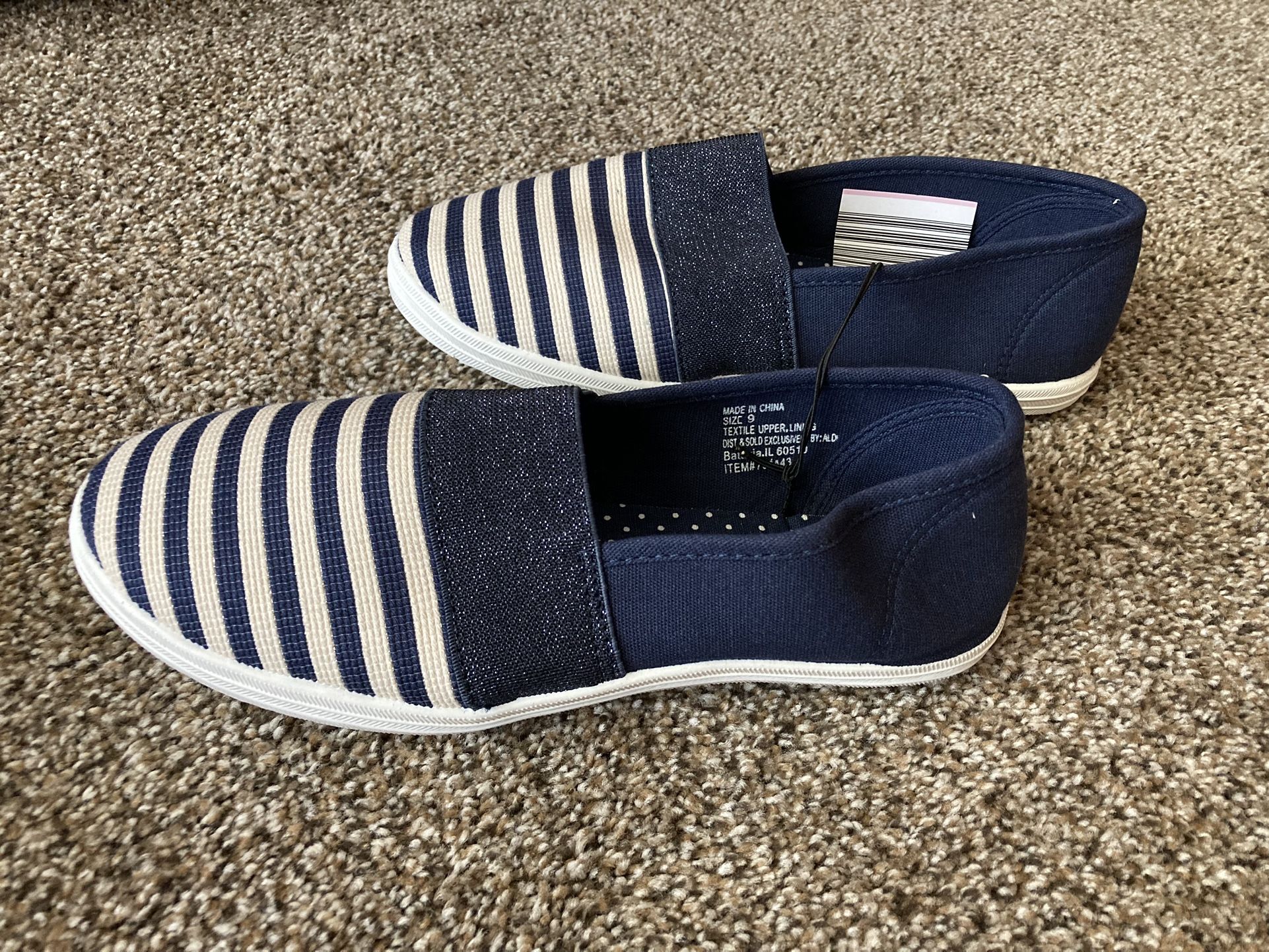 Ladies Memory Foam A-Line Navy And Beige Shoes