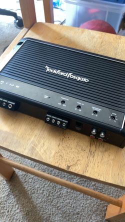 1200 watt Rockford fosgate amp