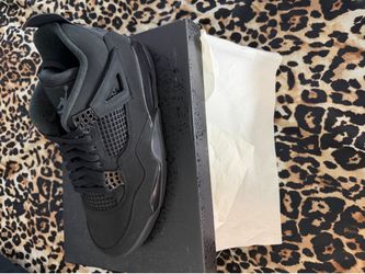 black cats jordan 4s size 11 mens