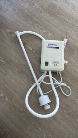 Water pump dispenser