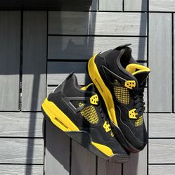 Jordan 4 Thunder Size 7 And Size 13