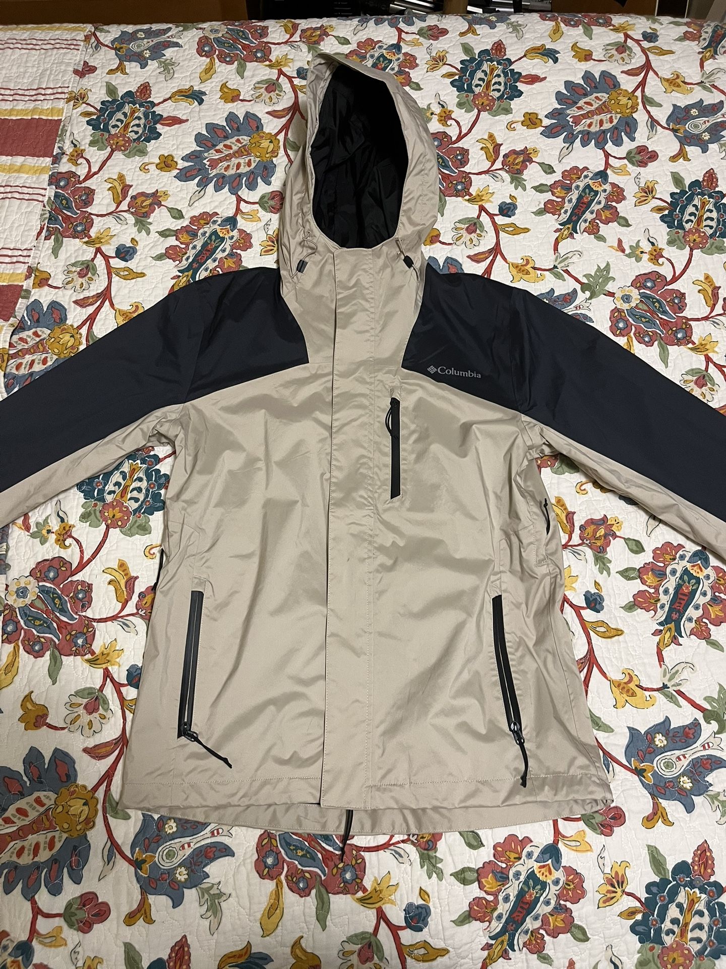 Columbia Rain Jacket Medium
