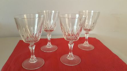 Crystal-Cut Stemware...4 wine goblets