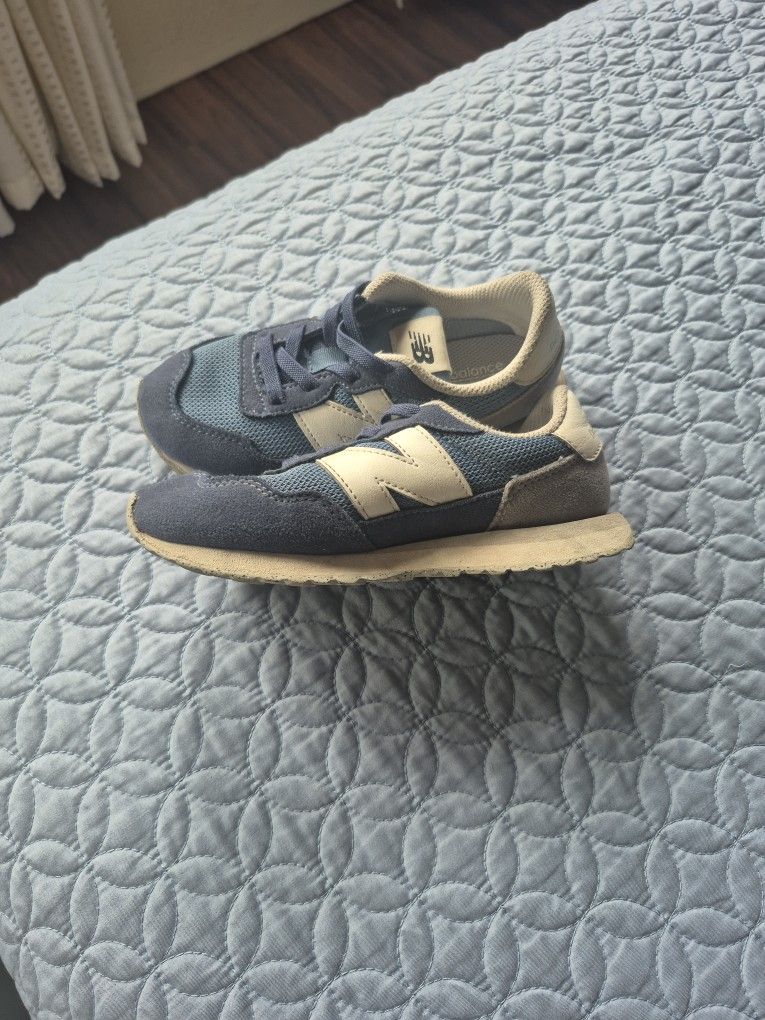 New Balance Kid Shoe 13.5