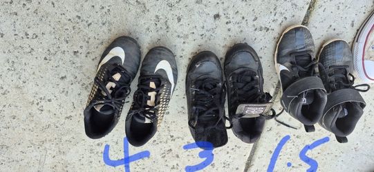 Free Baseball Cleats 