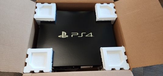 Gold Original PS4 - New/Sealed