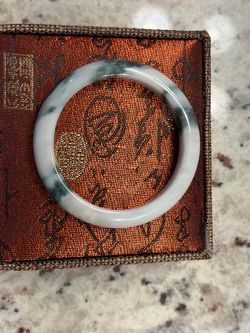 Natural Burmese A jadeite floating color bangle.